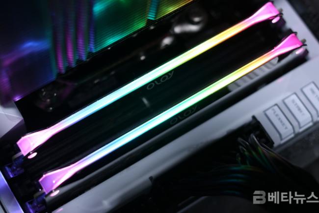 Ddr Oloy Ddr Cl Blade Rgb Mirror