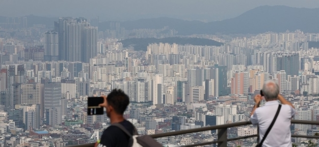 '집값 오른다고?' 공인중개사협회 “서울 8월 하락”